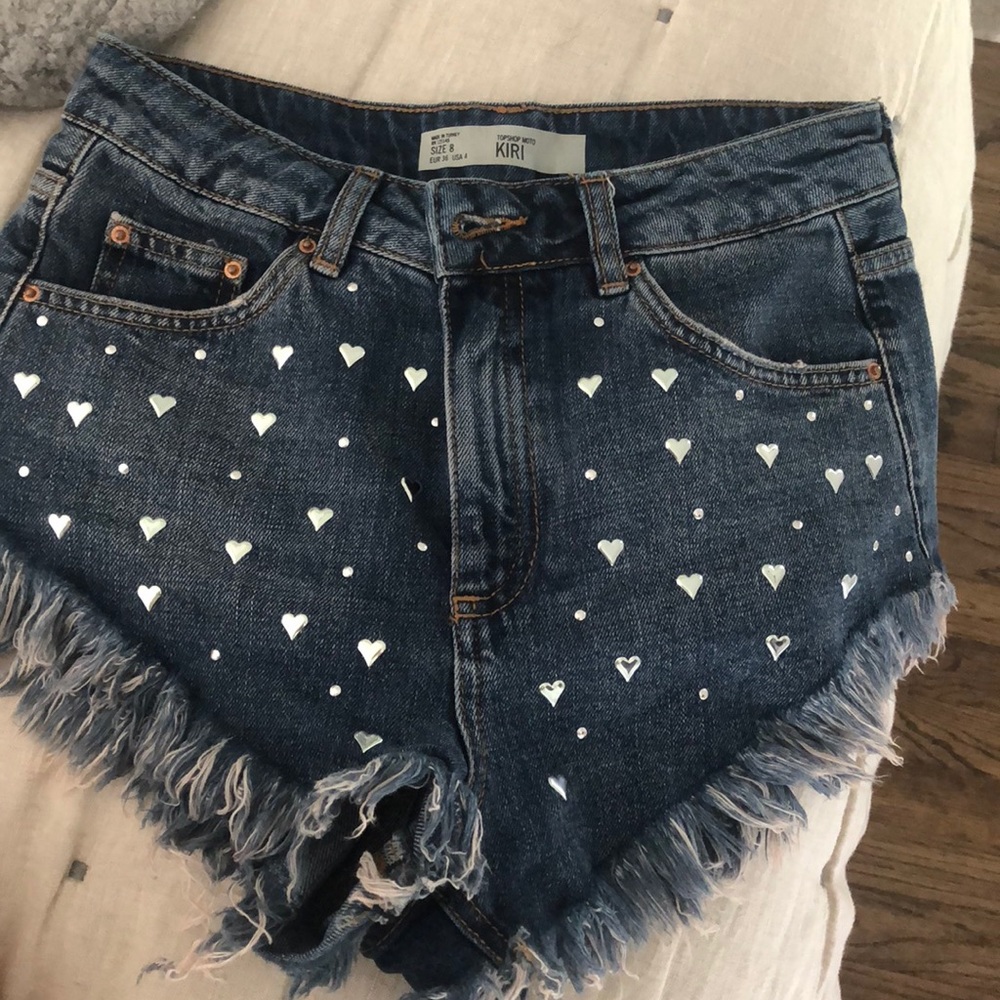 Cute cutoff shorts!